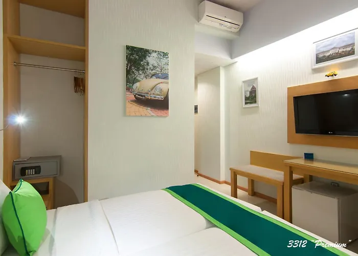 Hotel Rhadana