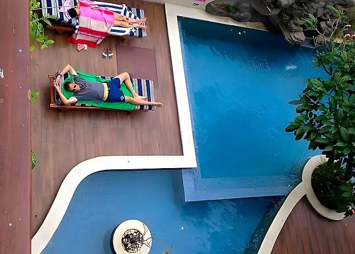 Hotel Rhadana